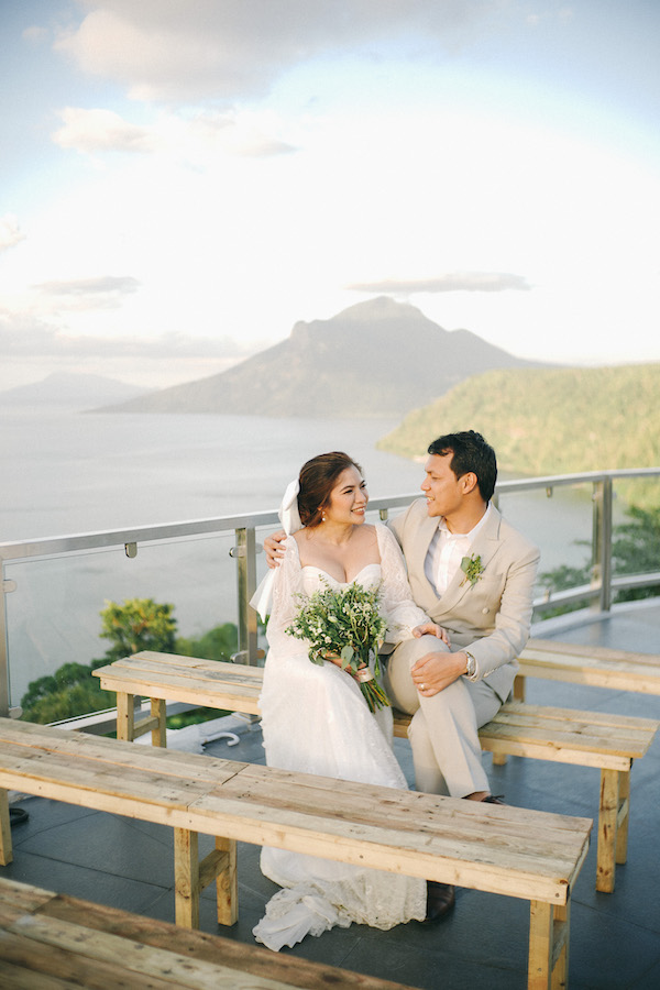 adrian-paula-wedding-with-view-of-taal-lake