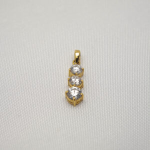 SOLENE Diamond Pendant 18kt Yellow Gold